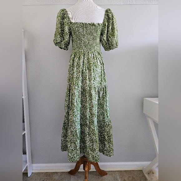 Green Floral Women's Dress - Picture 3 of 4